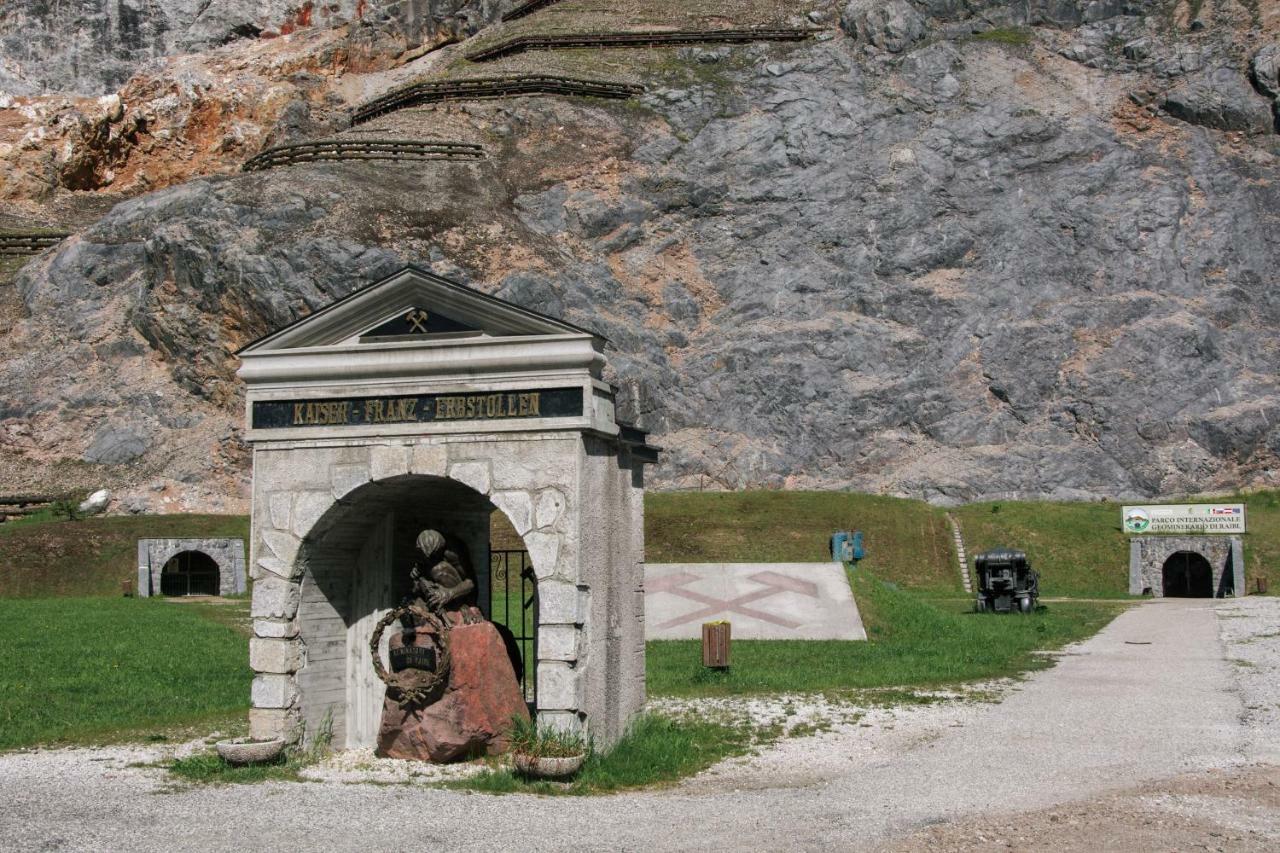La Casa Di Davide - David Home Cave del Predil ภายนอก รูปภาพ